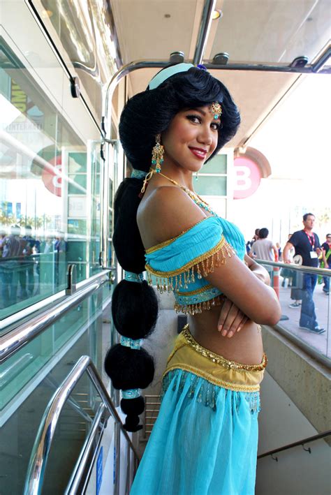 jasmine sexy cosplay|Cosplay.com